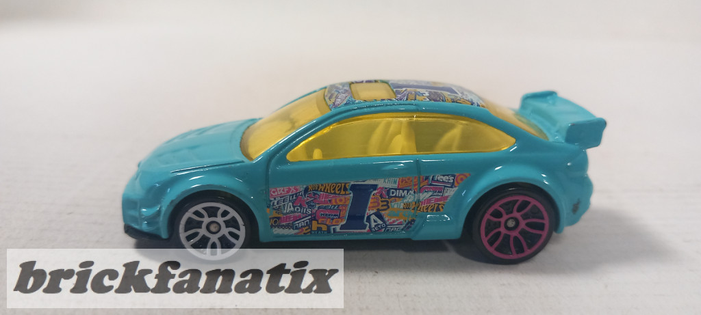 HOT WHEELS 2008 Ford Focus - Wheel Error / Unpainted rear wh