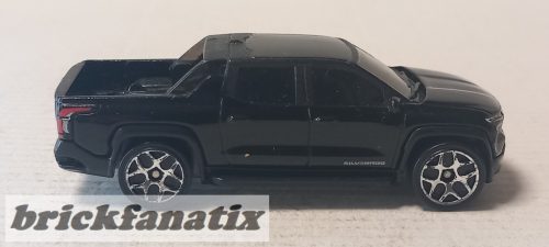 Hot Wheels Silverado EV RST