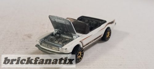 Hot Wheels 1965 Ford Mustang Convertible ( Open Hood )