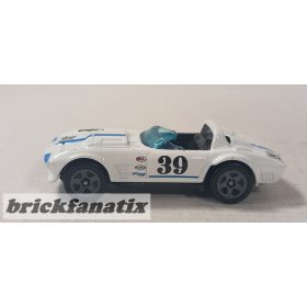 Hot Wheels Corvette Grand Sport Roadster #39