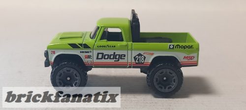 Hot Wheels 1970 Dodge Power Wagon - MOPAR