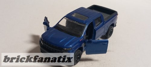 MotorMax 2019 Chevrolet Silverado Trail Boss Crew Cab 1:43 ( Pull back )