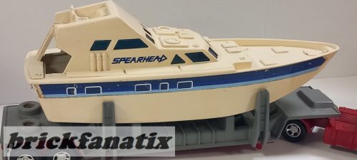 Matchbox Super Kings K-135 / K-125-9 Mercedes-Benz Boat Transporter