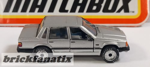 Matchbox Ultra Volvo 760