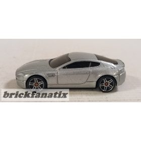 Hot Wheels Aston Martin V8 Vantage