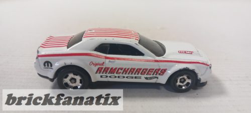 HOT WHEELS 2018 Dodge Challenger STR Demon - Ramchargers