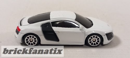 RMZ City Audi R8 V10