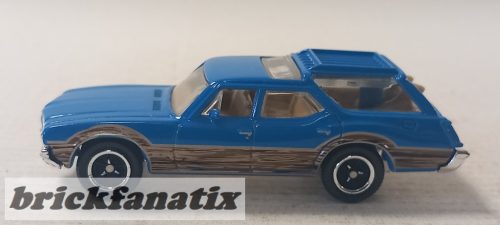 Matchbox 1971 Oldsmobile Vista Cruiser