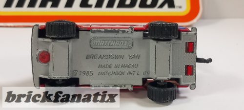 Matchbox Breakdown Van ( MACAU )