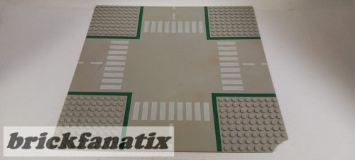 Lego Baseplate, Road 32 x 32 9-Stud Crossroads with Road Pattern
