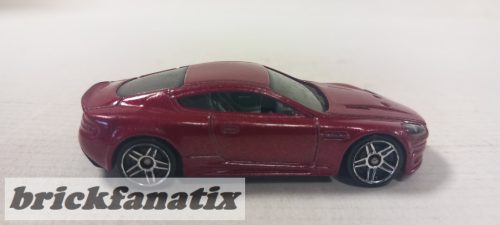 HOT WHEELS Aston Martin DBS