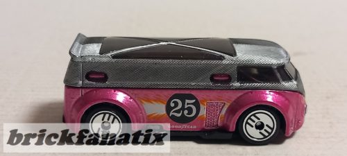 Hot Wheels Ultra Hots Series Volkswagen T1 GTR