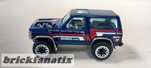 HOT WHEELS Nissan Patrol Custom