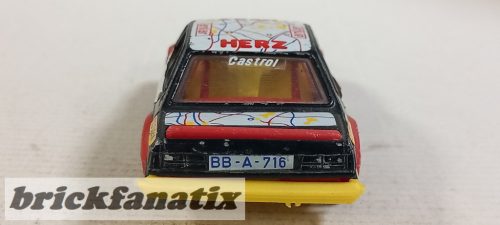 Hot Wheels BMW 635 - Herz 1:43