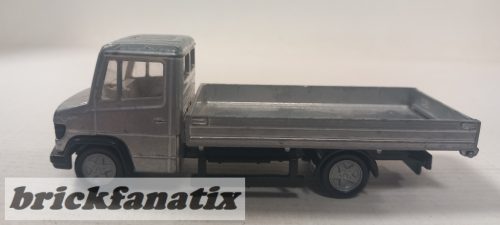 SIKU Mercedes-Benz Vario 1:50