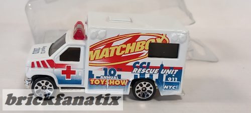 MATCHBOX Ambulance - 10th Annual Toy Show, Limited Edition 2003 -