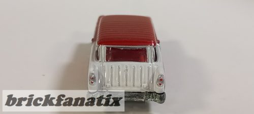Hot Wheels Ultra Hots 1956 Chevrolet Nomad