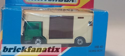 Matchbox Horse Box MB40