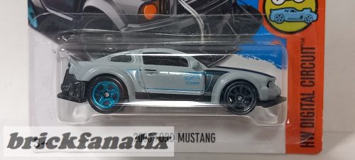 HOT WHEELS 2005 Ford Mustang ( 2016 )