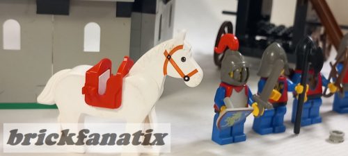 LEGO Castle 6061 Lion Knights Siege Tower