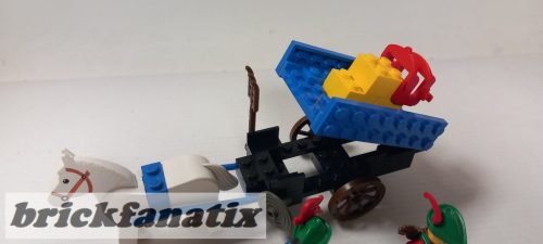 LEGO Castle 1680 Forestmen Hay Cart with Smugglers