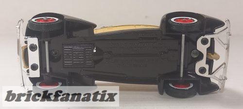 MATCHBOX Models Of Yesteryear 1933 Auburn 851