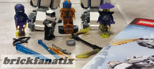 LEGO 71738 Ninjago Legacy Possession - Zane's Titan Mech Battle