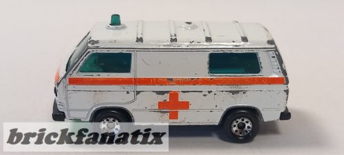 Matchbox Superfast Volkswagen Transporter Ambulance